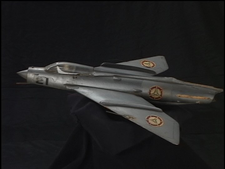 Yoshiyuki Ar Twitter ゴジラ エビラ モスラ 南海の大決闘 の赤イ竹の戦闘機 従来の模型の流用ではなく オリジナル機体