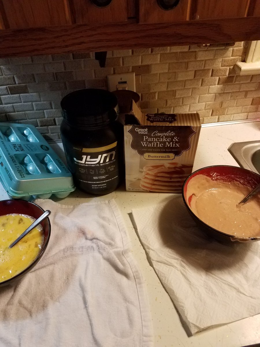 TheSethAllen's tweet photo. @JimStoppani  dinner #jymarmystrong  style https://t.co/ie70YvsnEa