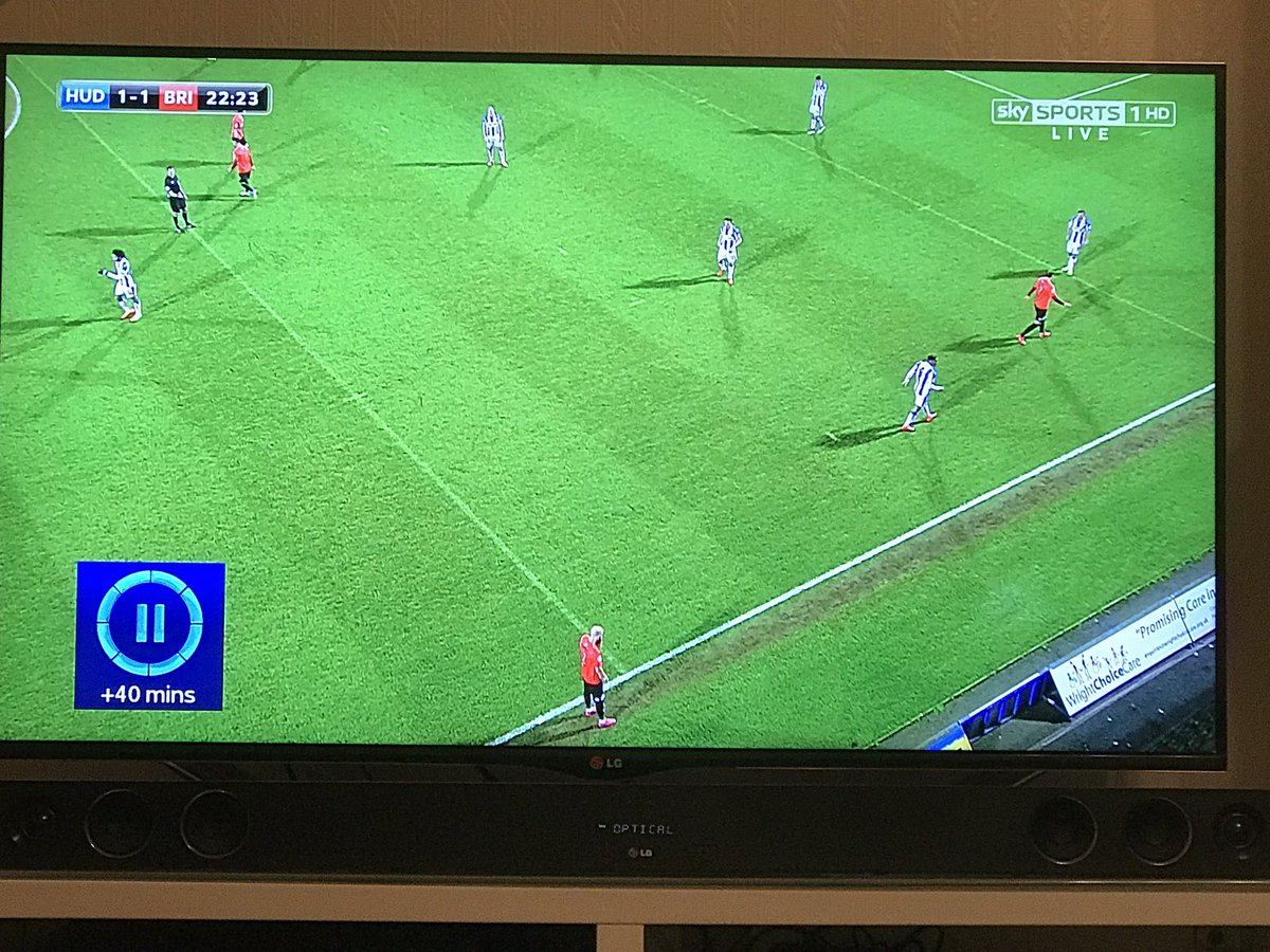 WrightCCare's tweet photo. Thought I'd re watch the game and got drawn to this! 😀 https://t.co/nfuVqQs7H0
