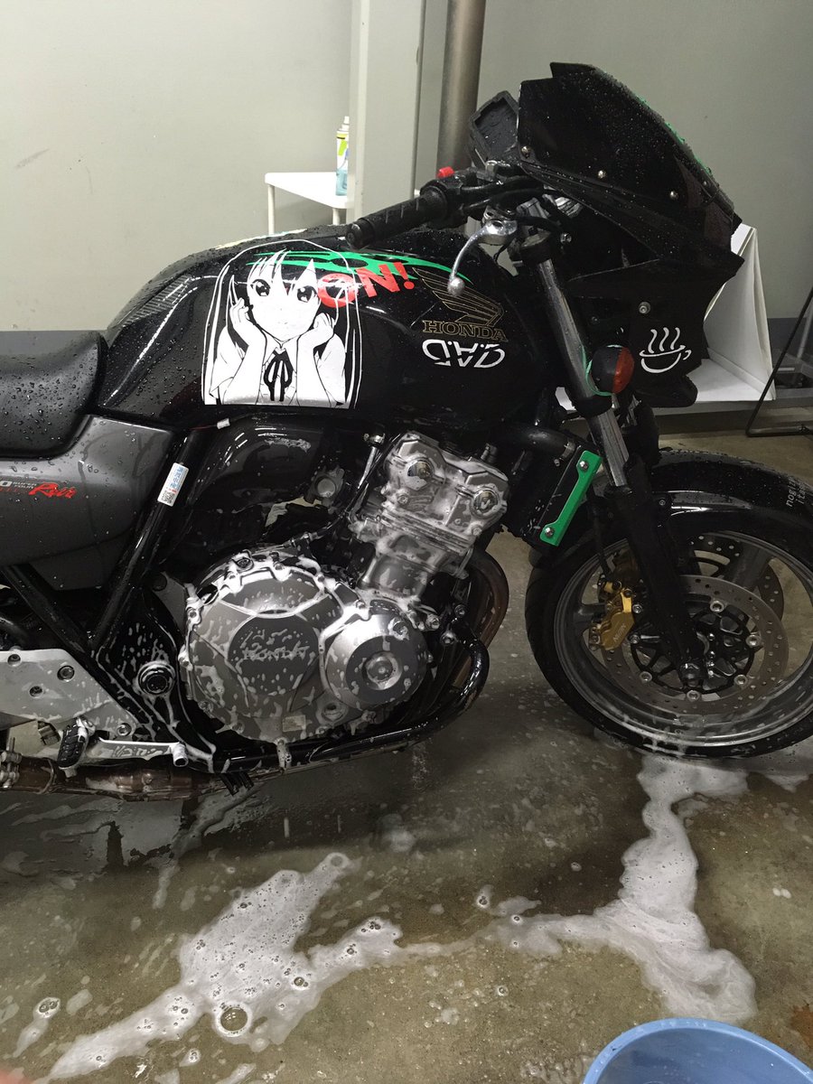azufour's tweet photo. #バイクとオーナー https://t.co/JrYeKyP7qj
