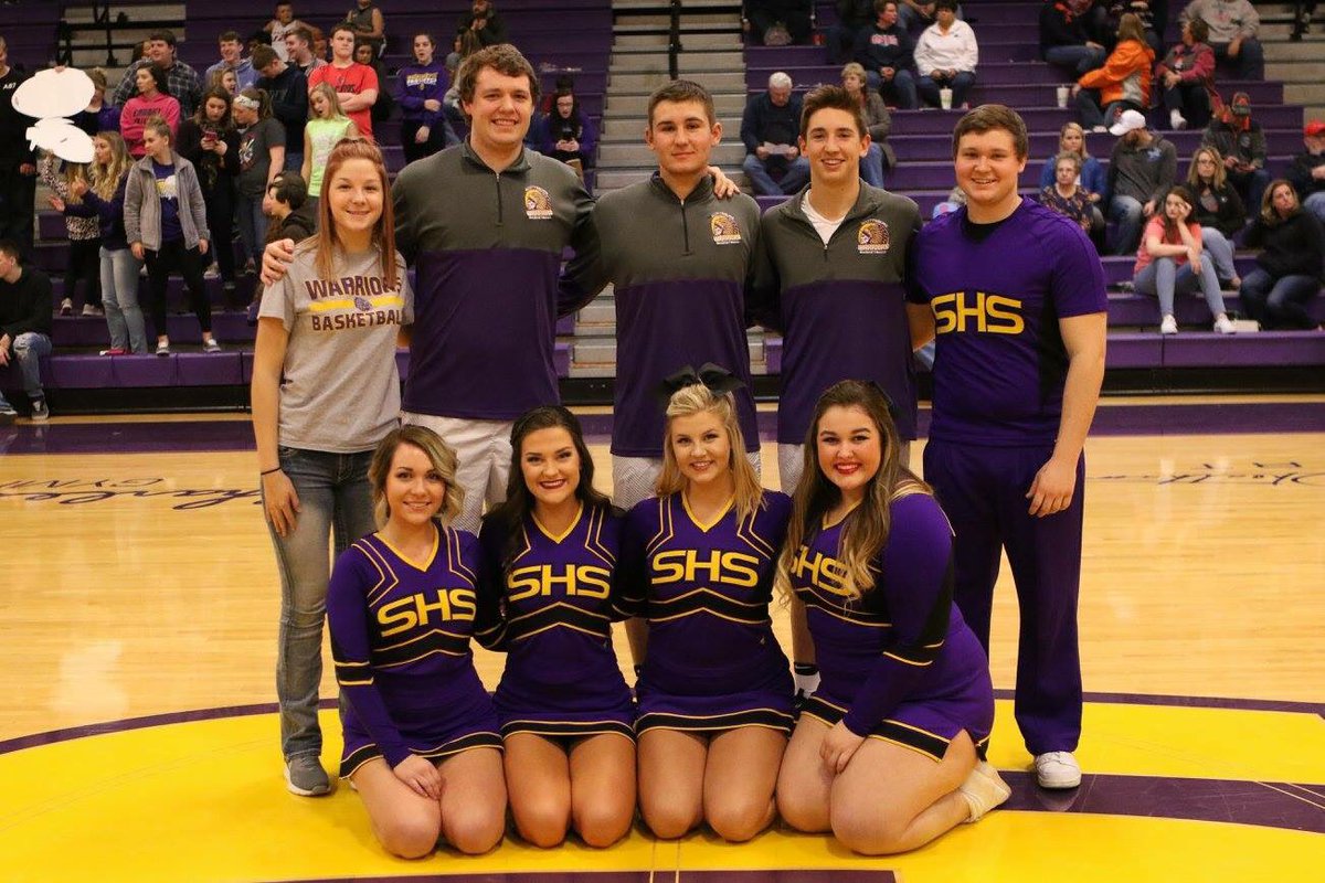 Happy Senior Night to these amazing athletes!🏀💜