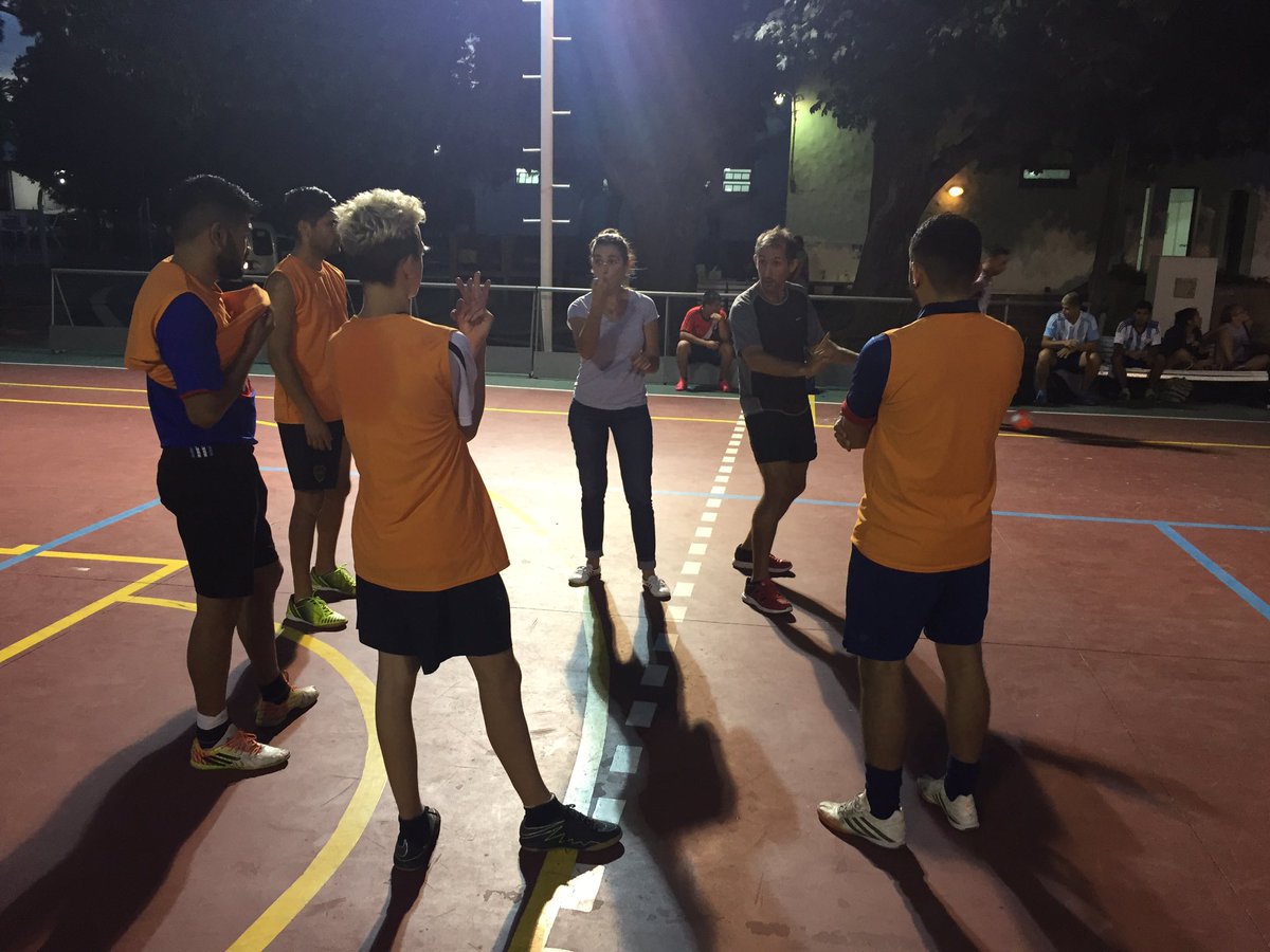 LosJabalies's tweet photo. Otro día de entrenamiento para la Selección. Los Jabalies arrancaron el 2017 con todo!! #Futsal #Sordos https://t.co/G6G2hNkWGM