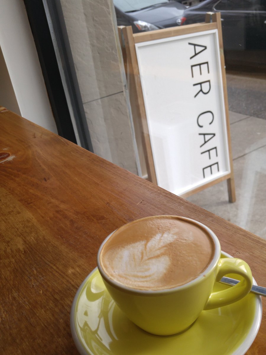 ticklishchicken's tweet image. An image communicates a lot. The name of the business, the quality of goods, branding +personality. #truthindetails #socialmediasupport