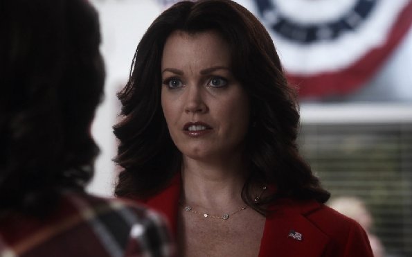 ScandalABC's tweet photo. "I have been where you are." ~Olivia
"I am AWARE!" ~Mellie
"I am not you ... or Fitz You don't have to worry about it." ~Mellie
#Scandal https://t.co/hnT4A4uF8v