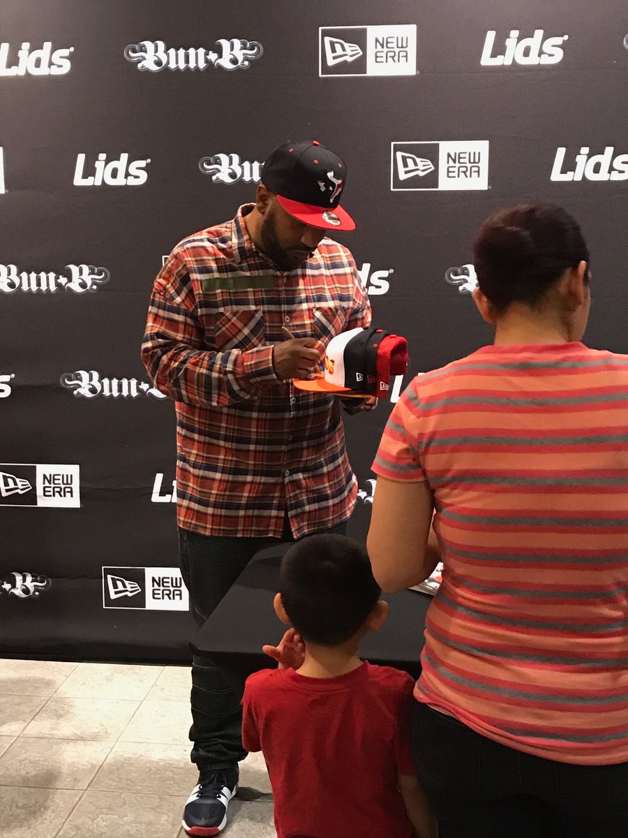 bun b hats