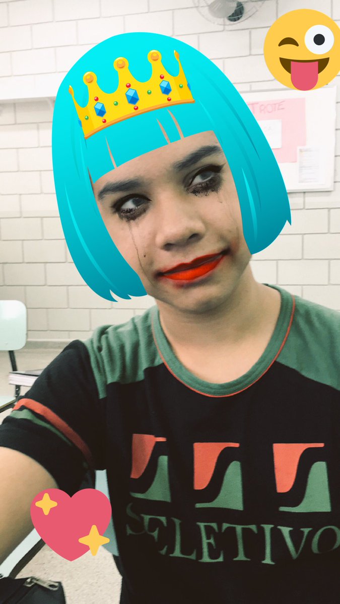 matheuspiroka's tweet photo. eu gotica mores #arcondicionado #barbie #botinha #JSD2017 #paulistao #KCAFavFemaleSinger #beyoncetwins #WesleySafadao https://t.co/o3jHNUowCZ