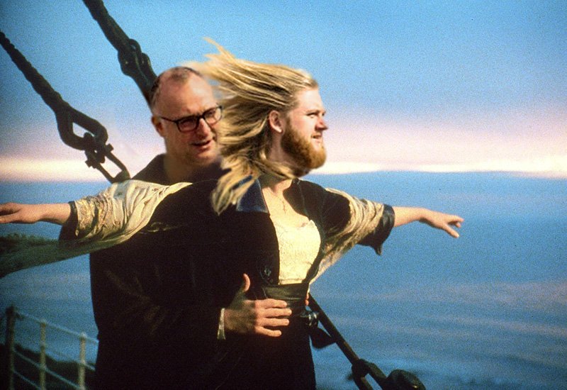PinoyFrisco's tweet photo. Warum Leo und Kate? Wahre Liebe gibts nur bei @FrankBuschmann und @Icke41 ๐ @ransport #ranNFL #ranNFLsuechtig #frankbuschmann #ickedomisch https://t.co/MFHDQ1GdWa