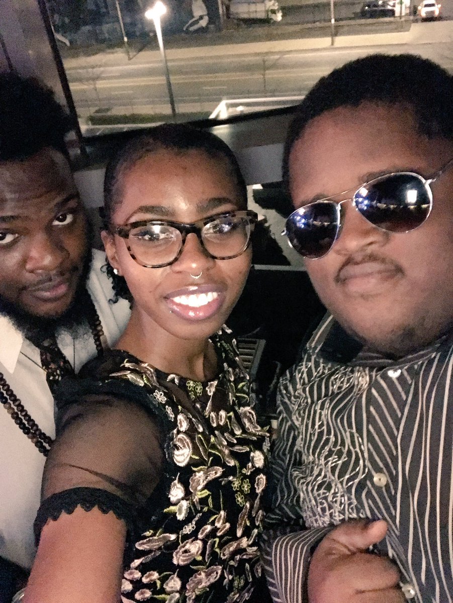 Kayla_La's tweet photo. #gdsparty https://t.co/xbrt2brxe6