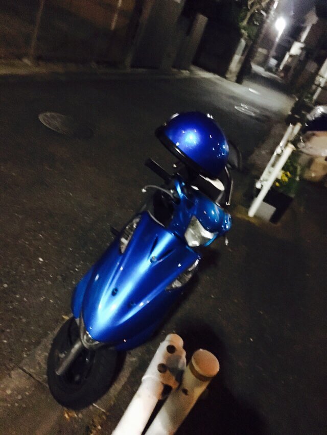 aduagi's tweet photo. 東京から
アドレスv125G売ります！
改造点は見ての通りで、バッテリー新品です。
現在はケツ上げ11cmになっています。
早期取引(一週間以内)できる方はサスを新品にするのと、インナーを黒艶に変更します。

10万で出します！
一括のみ！
dmお待ちしております。 https://t.co/ElREYknc8c
