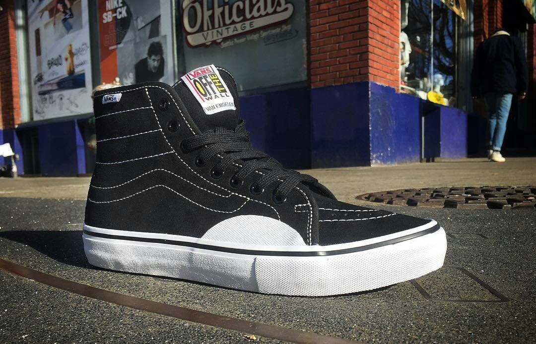 35thNorthSea's tweet photo. Available in stores and online Anthony Van Engelen's new @VANS_66 Classic High Pro https://t.co/133xHVXD28