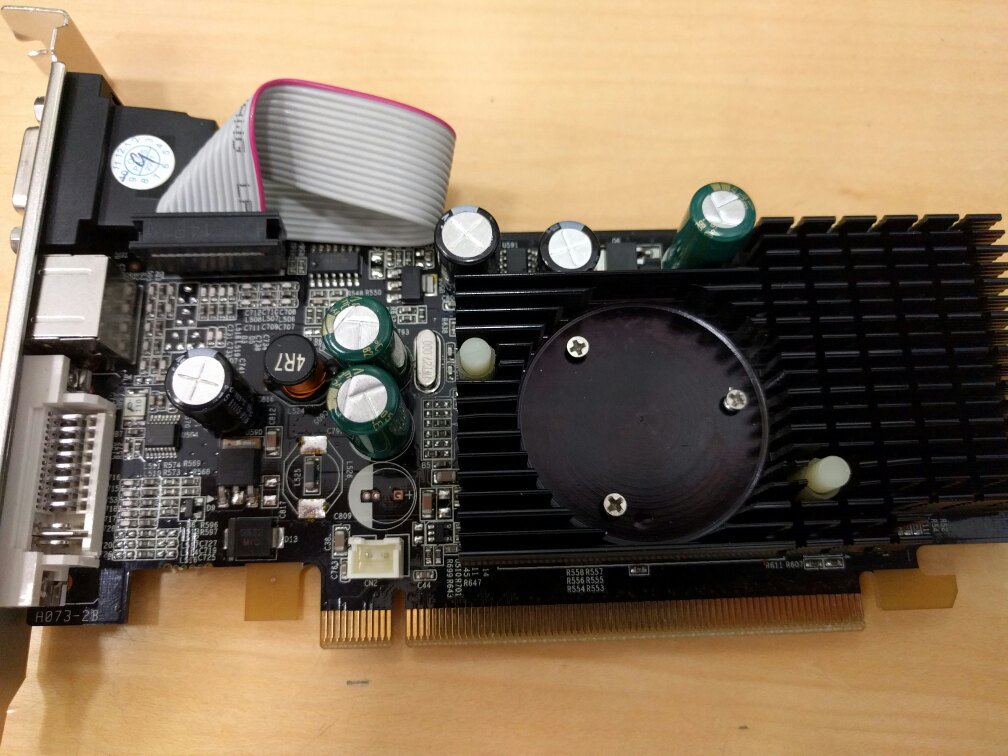 MoFoQ's tweet photo. Looks a bit ghetto
Ended up changing fan connector w/ std 3pin too
Need to find better screws but it is working
#before #mid #badcaps #after https://t.co/BmFrIV09yD