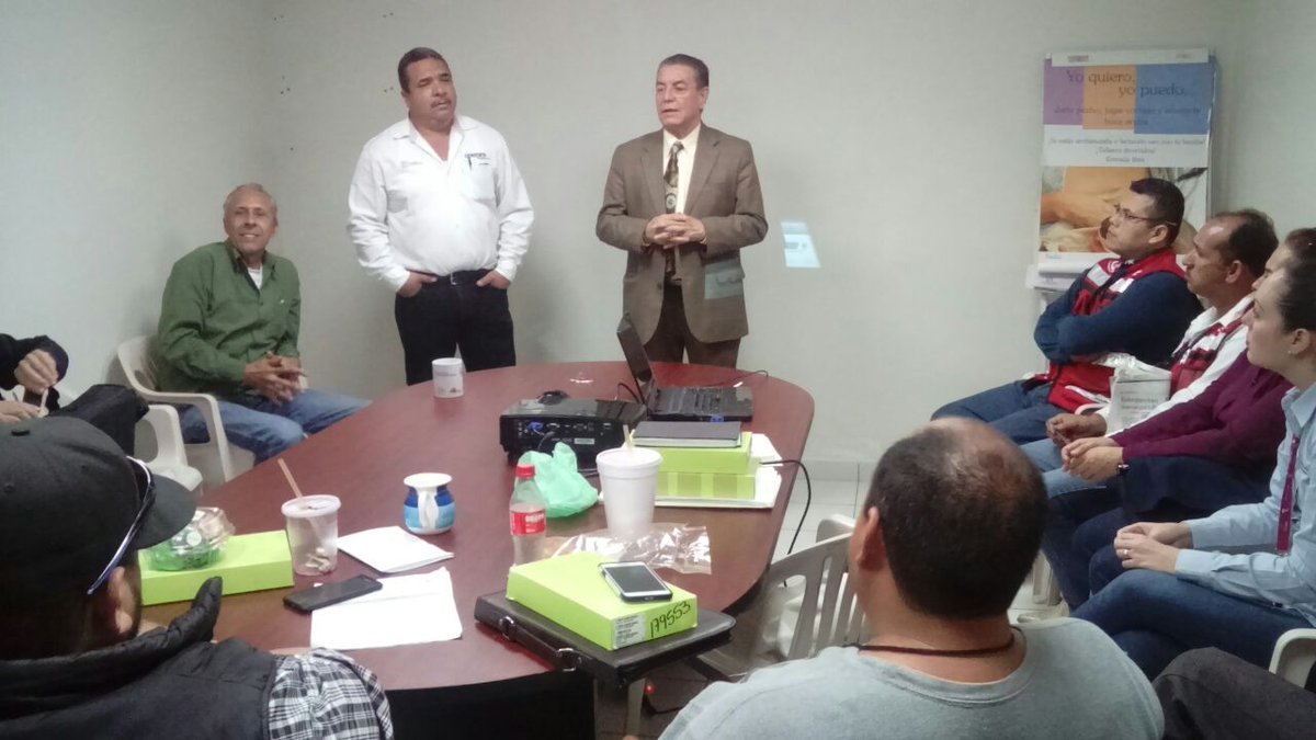 Chepestrada1's tweet photo. CAPACITACIÓN, #METAS2016 Y #OBJETIVOS2017 PROMOTORES DE SALUD DE LA @JS4SONORA @gilbertoungson @DrAlvidrez https://t.co/S5tnGLAWKq https://t.co/jfu32K84uY