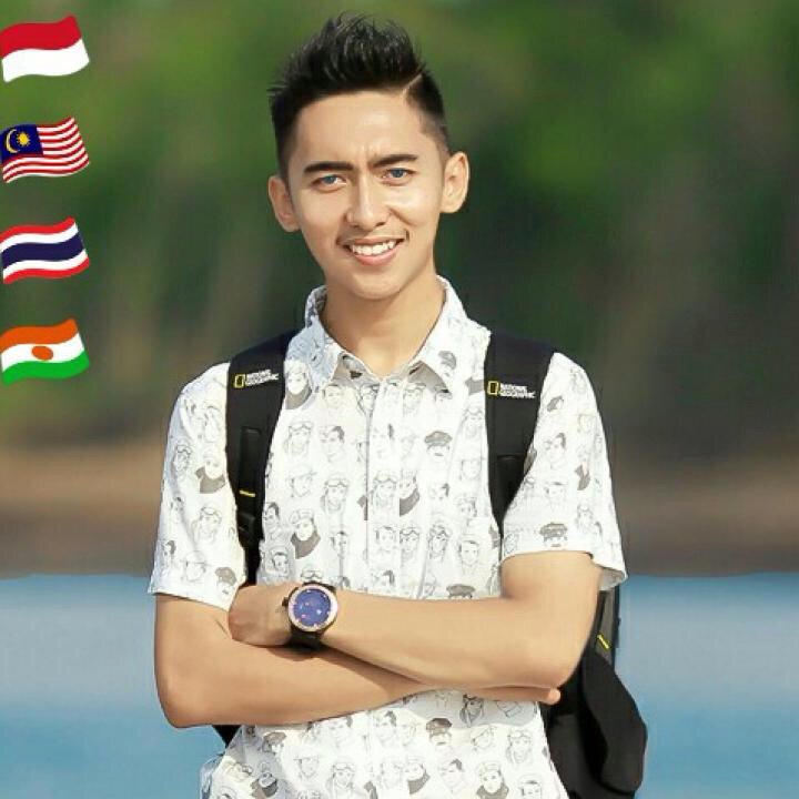 RahmiFebriMarwa's tweet photo. Come join me, or you'll be left behind #BIGOLIVE > #star .  https://t.co/EGM4NkT3zE https://t.co/lKjOt3usqL