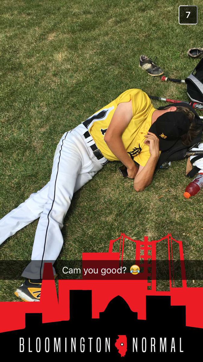 AVEnue1011's tweet photo. Happy birthday @chedge33 !! Glad we gotten to be close friends this year! ⚾️🔥 #boom #itsnotmywallet #birtdags https://t.co/5eyqpq4lQ1