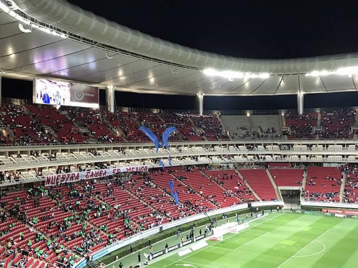 ElEternoDiez's tweet photo. NO SOMOS "GIGANTES". 

SOMOS "ÚNICOS".🇾🇪

🔴🔴🔴🔴🔴⚫️⚫️⚫️⚫️⚫️ https://t.co/5exImnleTh