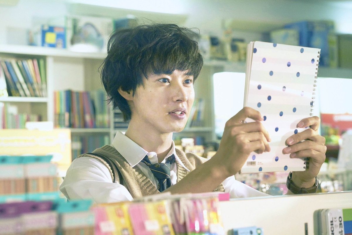 109yokkaichi's tweet photo. 当劇場公式Twitterをフォロー＆この投稿をリツイート！
二週目は抽選でオリジナルノートが当たる！
〆切は2/10（金）まで！
さらに抽選でキャストサイン入りプレスも当たる！？
詳しくはこちら
https://t.co/3U3N44xHPo
#いちフレ #一週間フレンズ https://t.co/A88Hdon5Zx