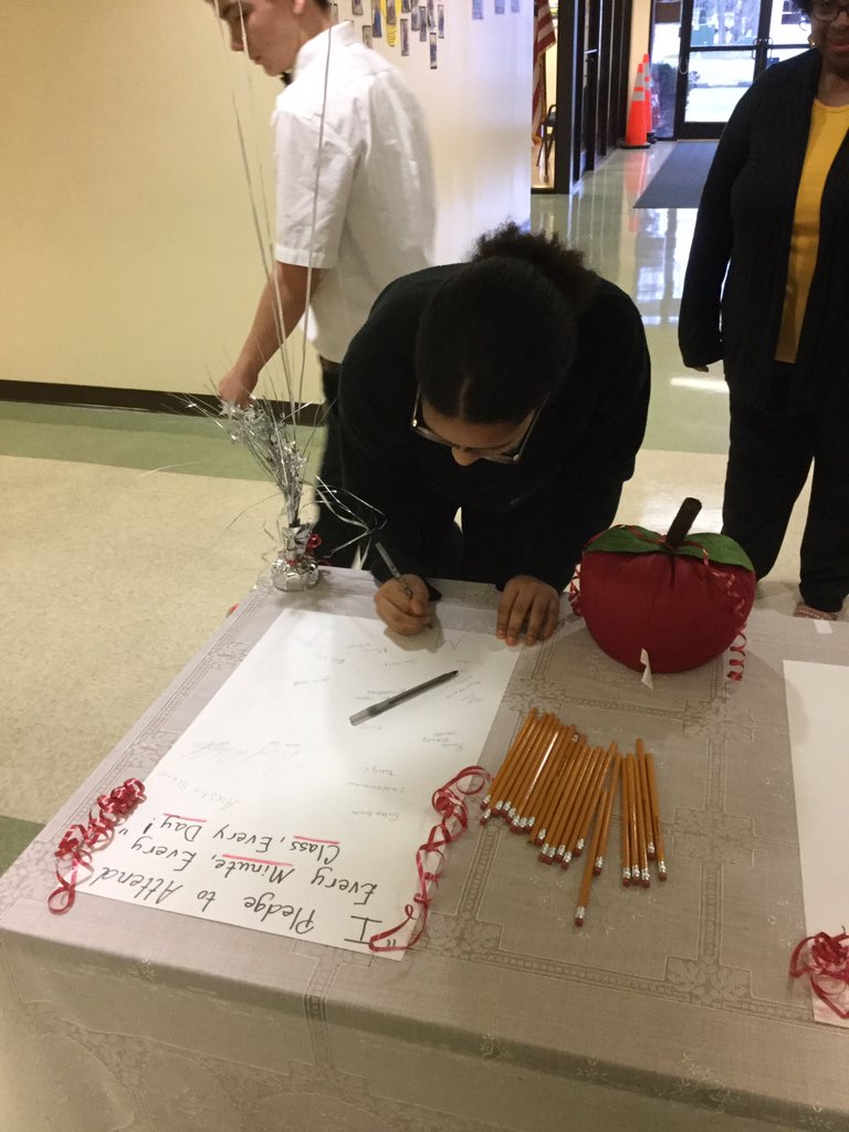Enterprise Academy (@entacad) on Twitter photo EA students signed the Attendance Pledge: " I will Attend Every Minute, Every Class, Every Day!" #NNPSPROUD <a href="/EnterpriseSRO/">Enterprise_SRO</a> EA students signed the Attendance Pledge: " I will Attend Every Minute, Every Class, Every Day!" #NNPSPROUD <a href="/EnterpriseSRO/">Enterprise_SRO</a>