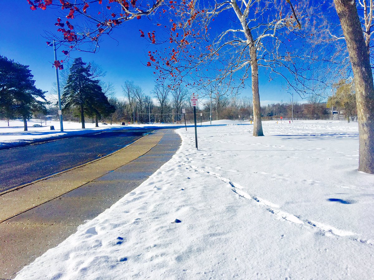 ChainFilm's tweet image. Lansing "2017" snow