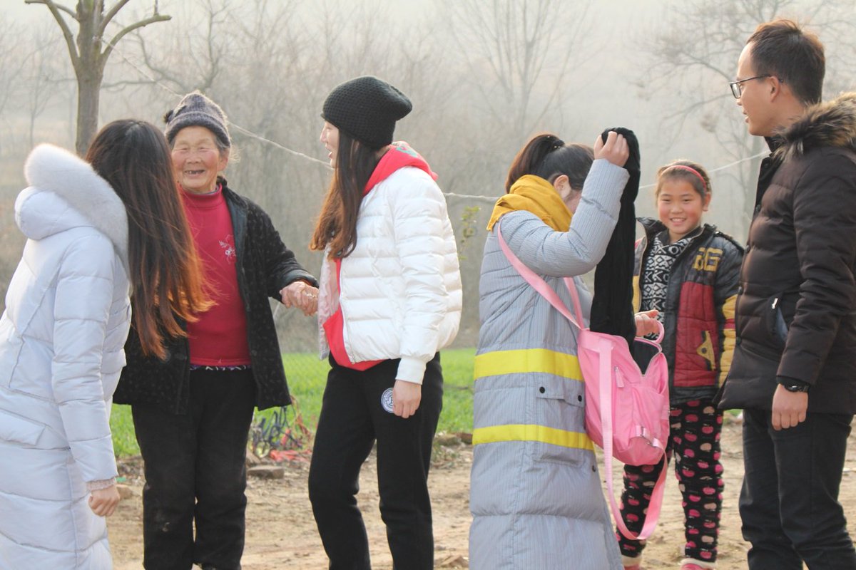 ReedChina's tweet photo. Reed’s support continued through the Kindness in Action Program in 2016. https://t.co/8RHT9Q5omJ https://t.co/AzZk4G2bhJ
