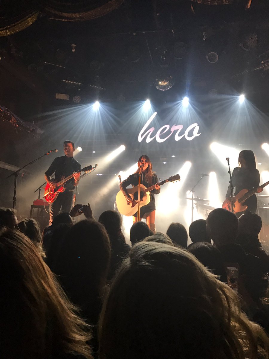 mneary17's tweet photo. @MarenMorris where's the after party? Let's have some margs! https://t.co/kMm1SXQcf1