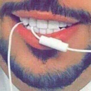 M199990Moha's tweet photo. گـنـت ٳحـگـي !
ﯗحـگـيـت ٳسـمـگہ ب ٳلـغـلـط
ٳرتـبـگـت ﯗسـگتـت 
ﯙٳلي سـمعـني مـن ربـگـتي ضـحگہ ﯙقـال
 عـسـٳگم لـبـﻌض https://t.co/x6rH8ex1zA