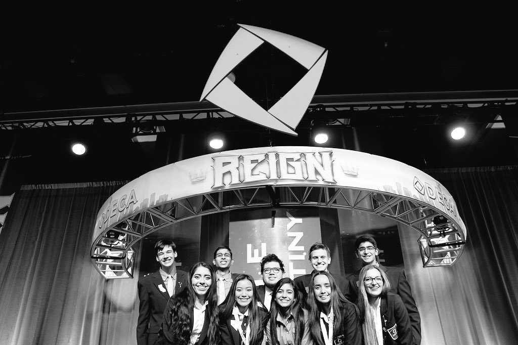 thehayleyhaas's tweet photo. WRLC throwback because #NVSCDC is barely a week away!! Missing my team and the Bestern Region!! #WRLC2016 https://t.co/CItFAt5loU
