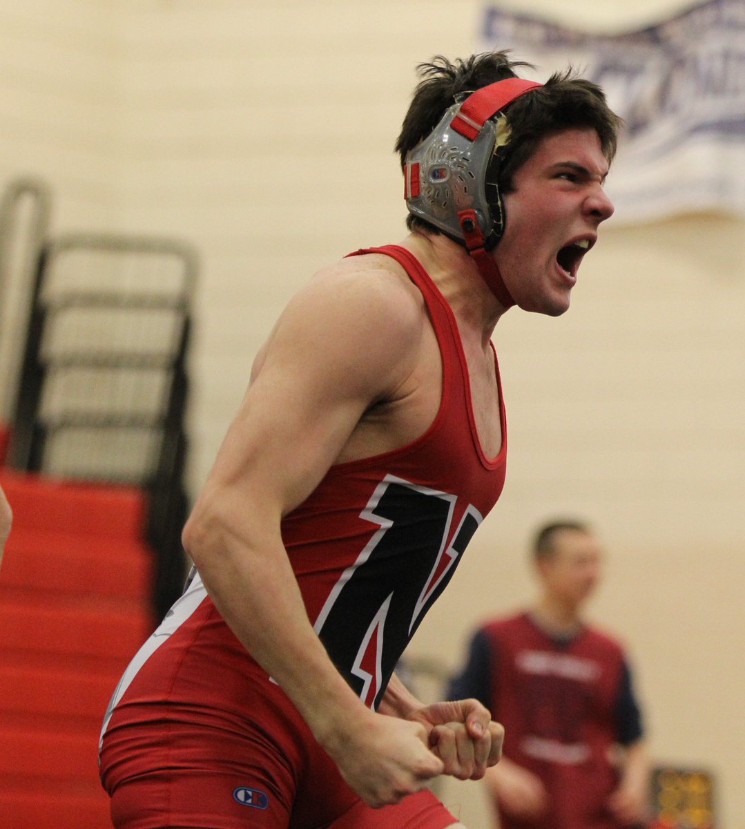 codemeisterone's tweet photo. Thursday's 2A West wrestling final between @NewConWrestling and @CHASE_High in one word? Intense. https://t.co/eVCzfM6cL0