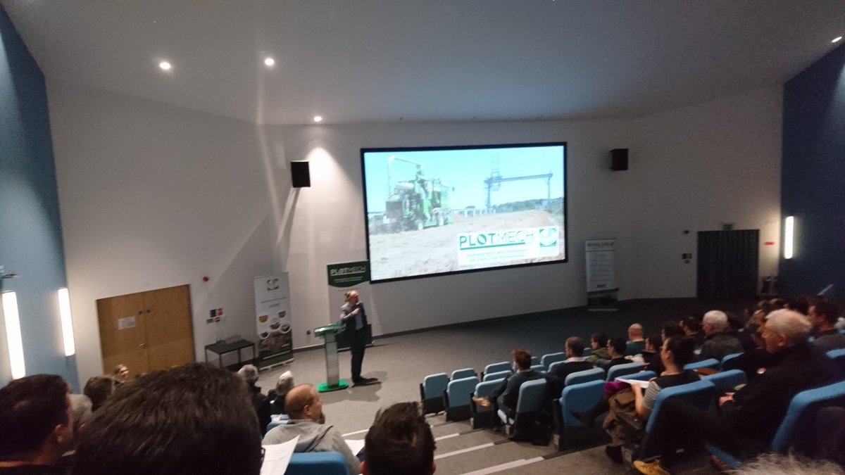 kimfreeman_'s tweet photo. Getting things started #plotmech2017 @achimdobermann introducing  @Rothamsted https://t.co/dSJUVDHmH5