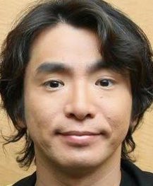逆さまつ毛 そっくり Twitterissa 水橋研二 と よゐこ濱口 は似ている そっくり