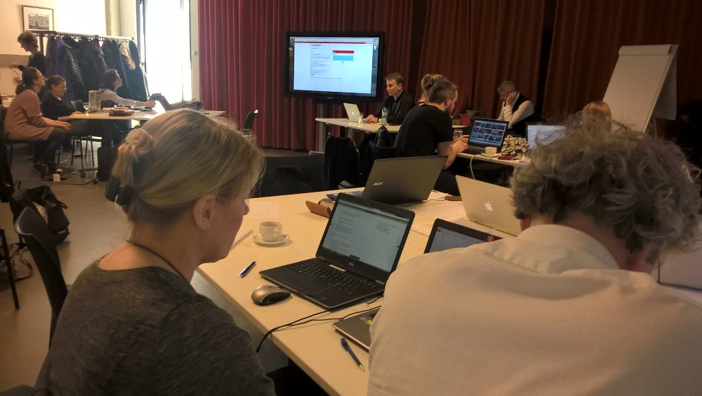 Last presentation of #winterschool2017 <a href="/faronet/">FARO</a> <a href="/The_History_Man/">Andrew Payne</a> <a href="/archiefieper/">Stadsarchief Ieper</a> @mink_ed