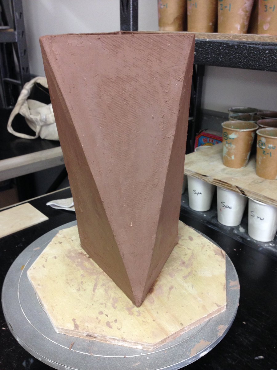 PiperBilly's tweet photo. failed pot smoker and failed potter tbh #notstraightbutneitherami https://t.co/m6R2l1CGcy