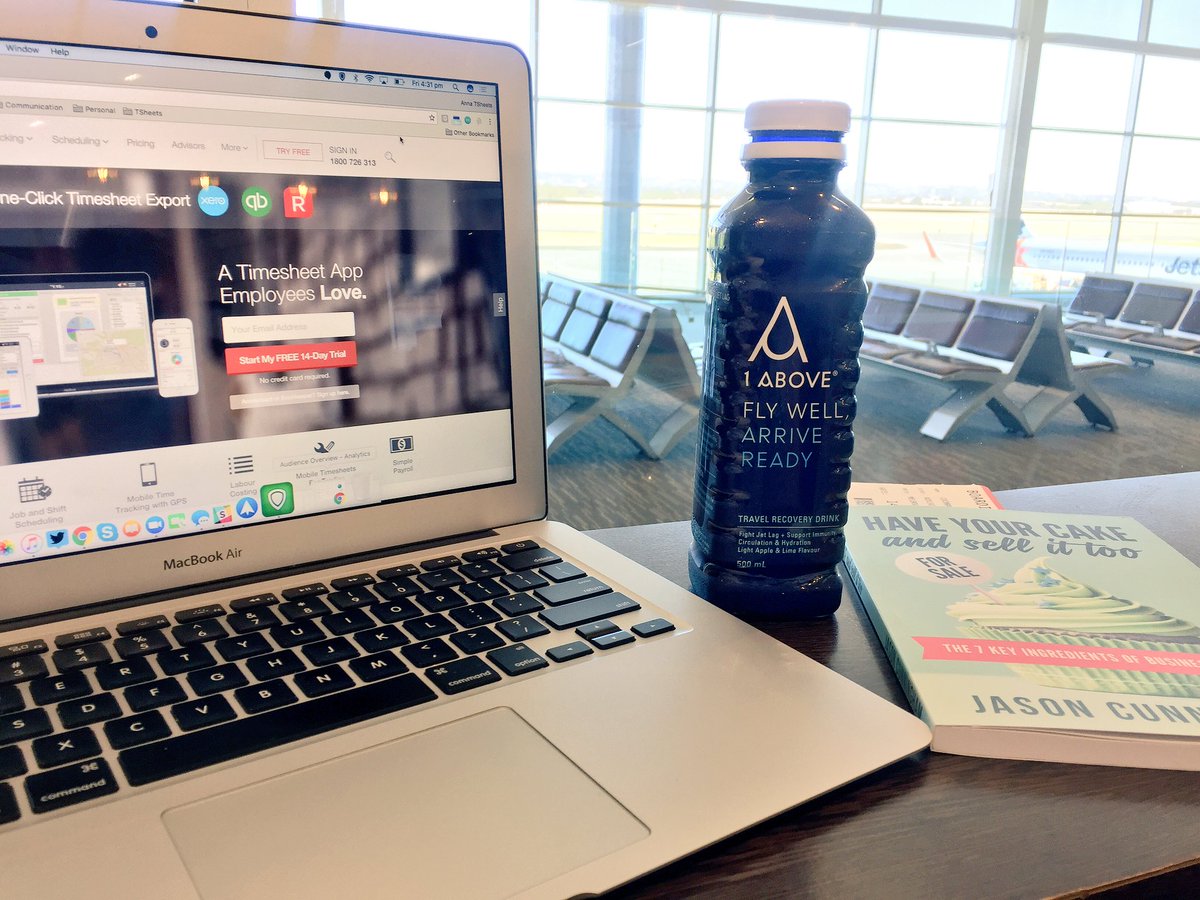 It's been fun Adelaide! Now onto Melbourne... Hydrated with <a href="/fly1above/">1Above</a> &amp; educated with <a href="/jasecunningham/">Jason Cunningham</a> 😊 #business