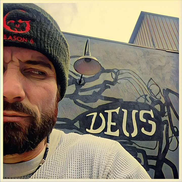 DamienPuckler's tweet photo. ook at this handsome face 😍😍 via Damien Coffee, Venice, MOTORBIKES!!! N'uff said!! 😎✊🏻✊🏼✊🏽✊🏾✊🏿☕️🏍
#timeoutfromtheworld https://t.co/RtrIVuHewi