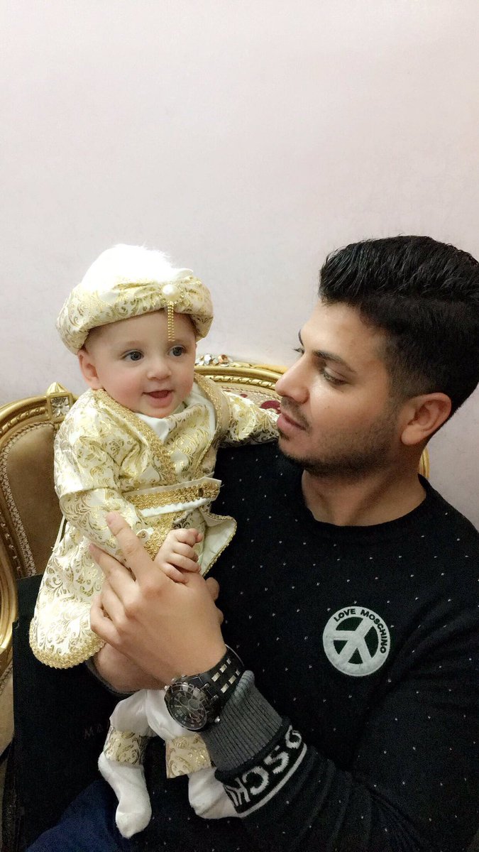 AliGokar's tweet photo. #هلاووو
 كل واحد ينزل صورة أجمل طفل 👼🏻 عنده 
وخل نشوف اي صوره حجيب اكبر عدد من الايكات😉😍 https://t.co/r0hH8JZe3a