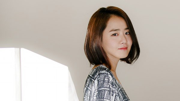 soompi's tweet photo. Moon Geun Young Cancels Upcoming "Romeo And Juliet" Performances Due To Emergency Surgery https://t.co/r2ZtCL2H92 https://t.co/7HLUNstvu8