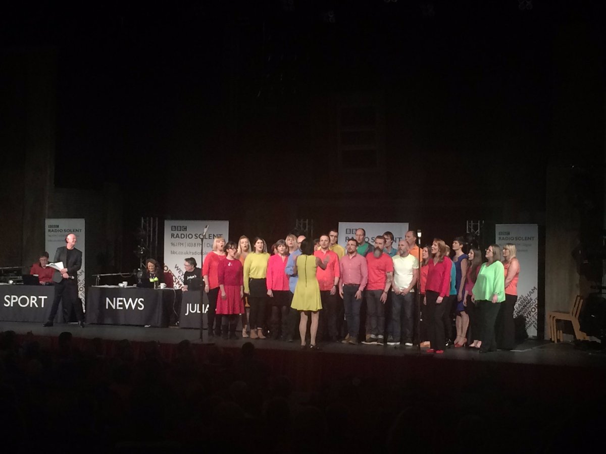 BBCRadioSolent's tweet image. More from the brilliant @FunkyChoir before 8am on @BBCRadioSolent for #Julians20th 

bbc.in/2kYuk17