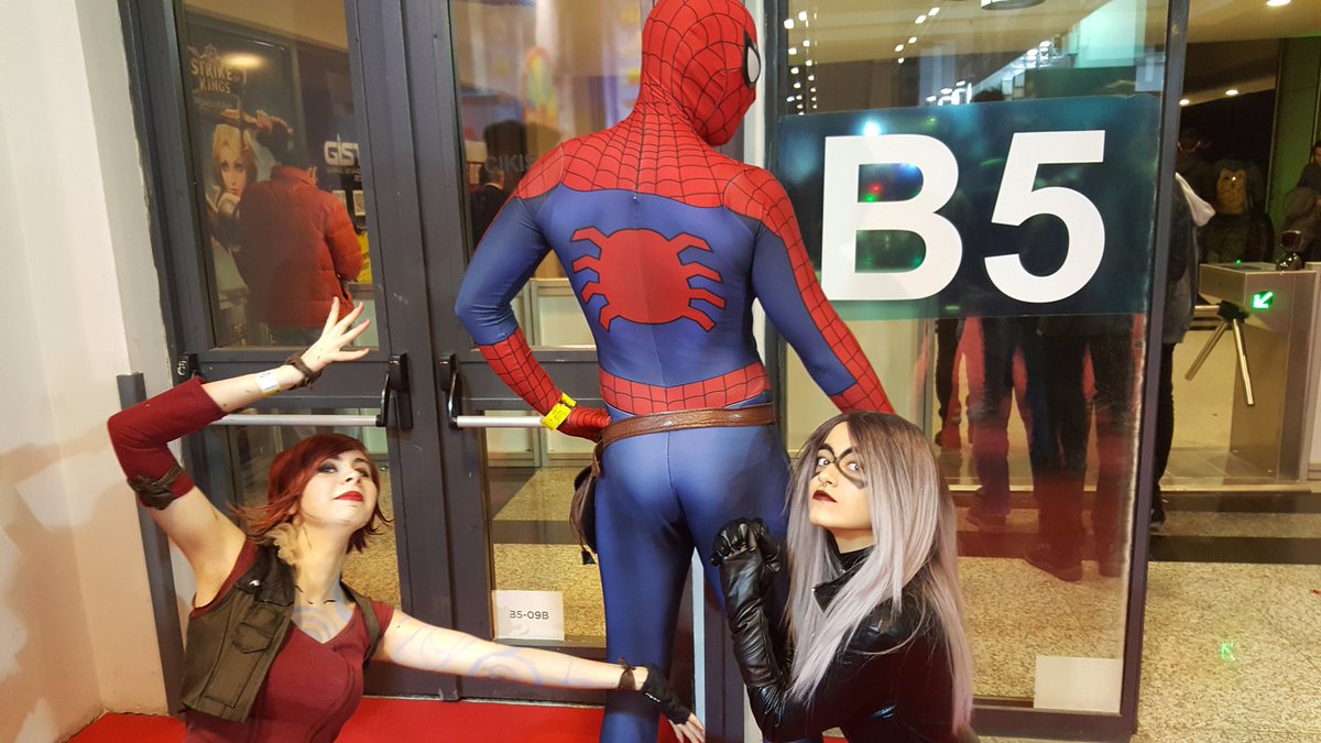 ChildNoMore's tweet image. ((Non-rp, but... butt.))