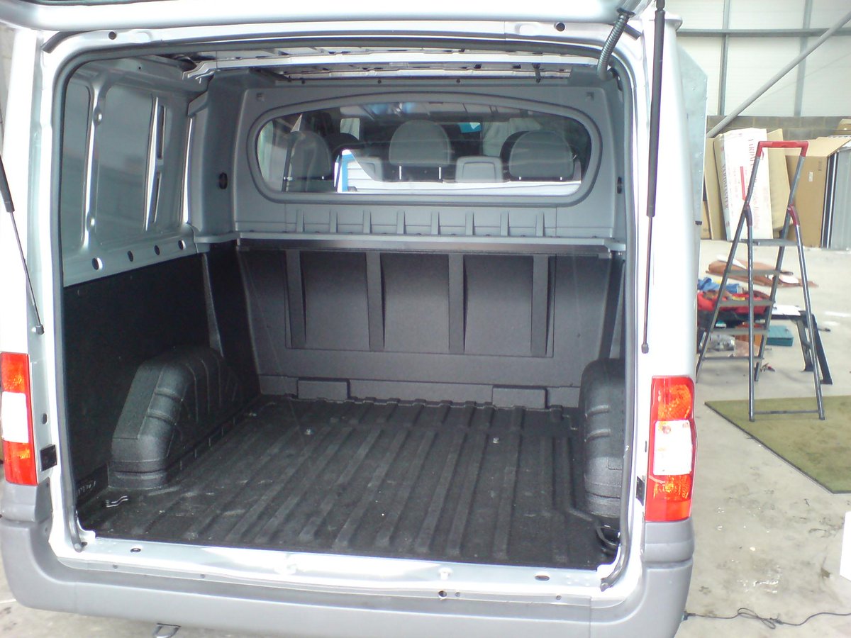LINEXNorthDevon's tweet photo. #LINEX looks great inside this Ford #Transit! Does you van need tough water-tight protection? https://t.co/xUrB0cyJOJ