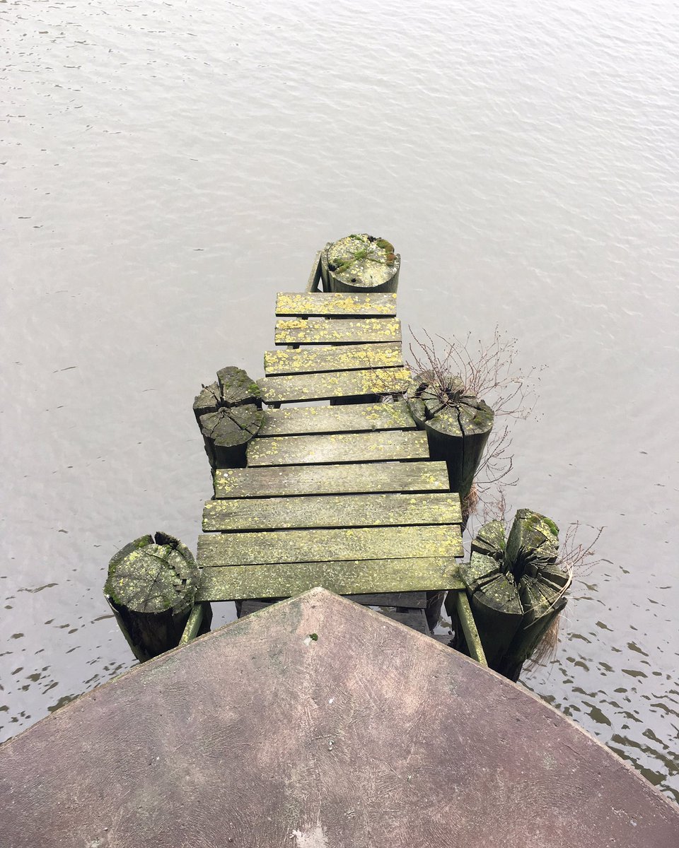 oberhafen's tweet photo. Voll voraus ins Wochenende. #tgif #oberhafen https://t.co/V0GKkzstbX