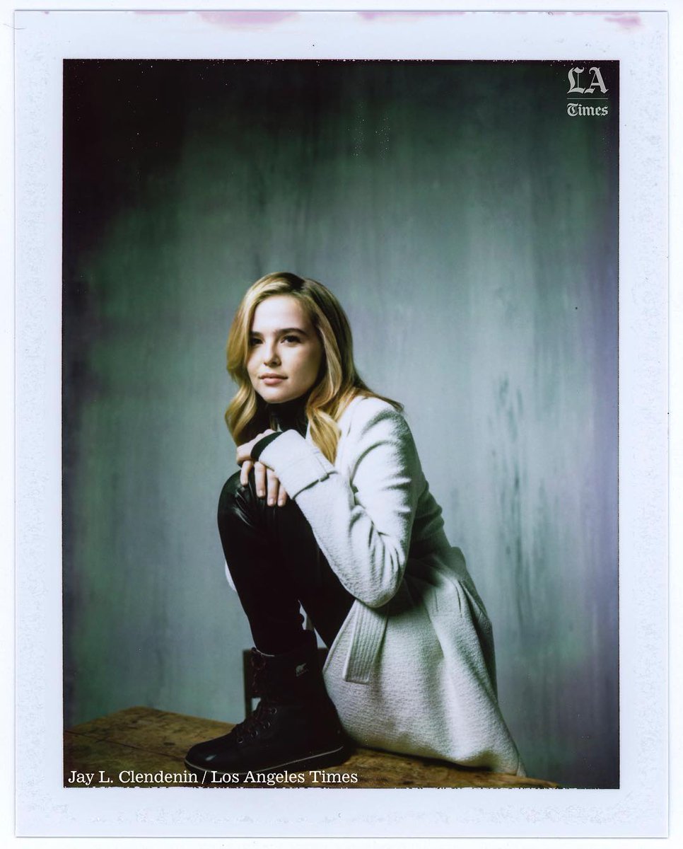 TheZoeyGalaxy's tweet photo. jlcvisuals: "#notiphone An #instantprint of the delightful @zoeydeutch, from our #latphotostudio #lathq at #sundance2017, partnered w + https://t.co/AtTEMY9nC2
