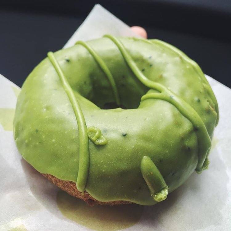 thematchaway's tweet photo. Do you like donuts? 🍩 To our followers in #Australia , do not forget to visit https://t.co/t0u3X5l7GE  😍😍#donuts #pleasure #matcha #Foodie https://t.co/IYV9SlWsAg