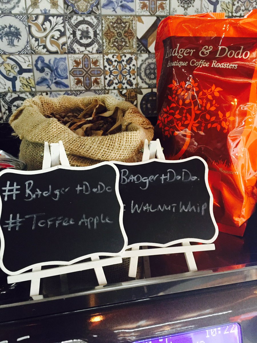@TwitterDublin Pop by and Say hi to Aaron from @BadgerAndDodo #Q&amp;A #SpecialityCoffee he might Evan make you one #2ndFloorMicro #9to10.30
