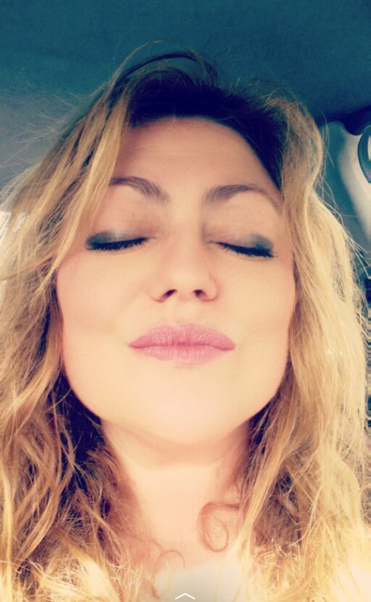 Maralavoz's tweet photo. Pidiendo deseos! Feliz finde!!!!#FelizFinde #deseos #vivire #Musica #disfrutar https://t.co/HnwZHBDgBu