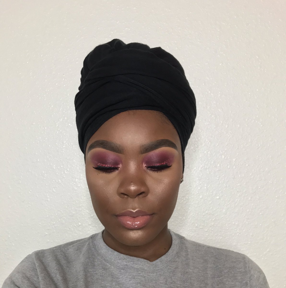 bstartistry's tweet photo. 💋V-Day looks 💋
BROWS @ABHcosmetics Brow Definer "Ebony"
LASHES bonafidelashes "Maui" discount code turnertirb for 15% OFF 🤘🏾 https://t.co/W5rA0tjie7