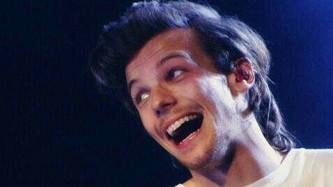 charmingflynnx's tweet photo. RT to bless your timeline with happy Louis 

DIRECTS ON FIRE
#OneDBestFans #BestFans2017 https://t.co/KRegR3TWh1