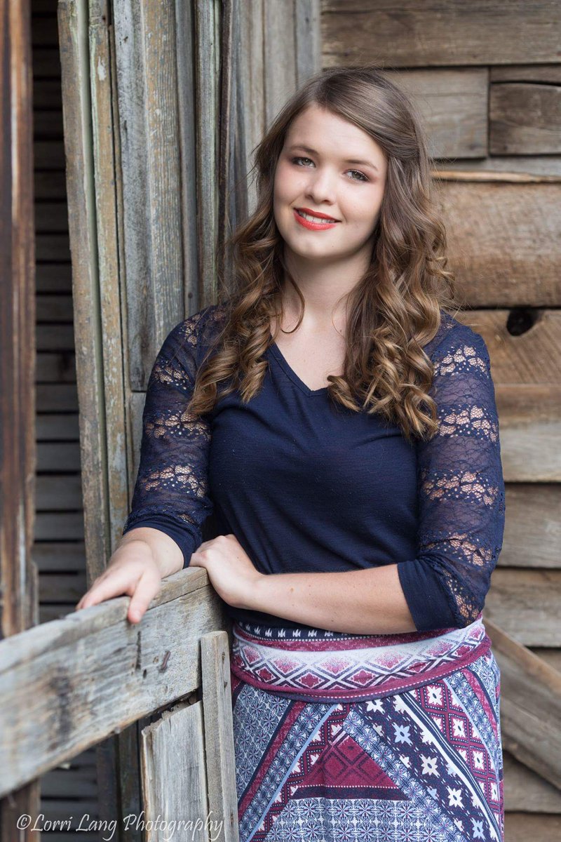 lorri_lang's tweet photo. Time to start thinking about senior photos! #seniorportraits #seniorphotohraphy #seniorreps #senior
Choose #lorrilangphotography https://t.co/o1ahpsDRN0