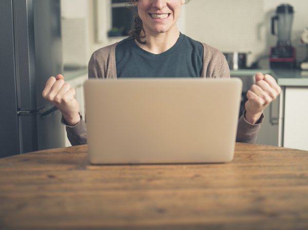 realtordotcom's tweet photo. Tricks to clean up your credit score (so you can buy an awesome home) https://t.co/VwC8ssGoa1 https://t.co/jn1kldFmuL