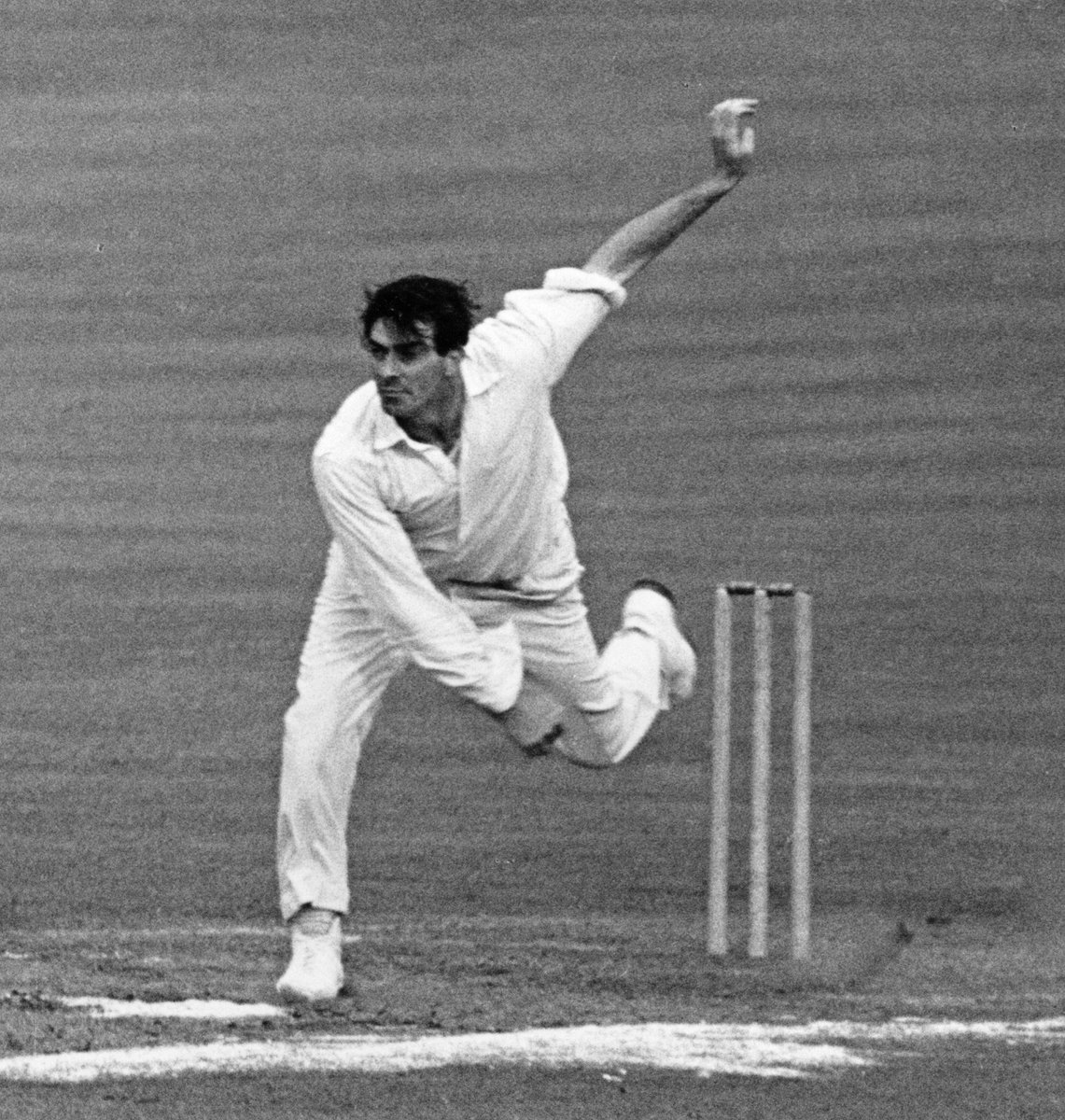 ICC on Twitter: "The greatest fast bowler ever? #OnThisDay in 1931, Fred  Trueman, the first bowler to 300 Test wickets, was born  https://t.co/ZccHWJfwjq" / Twitter