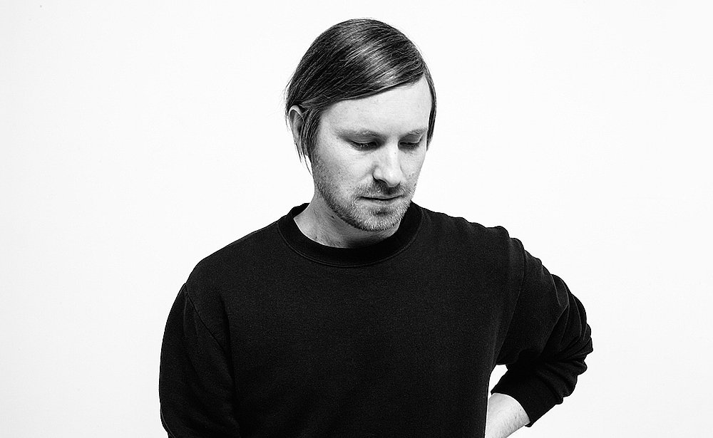 .<a href="/BlanckMass/">Blanck Mass</a> releases another track from his forthcoming album: shar.es/1OLRiS