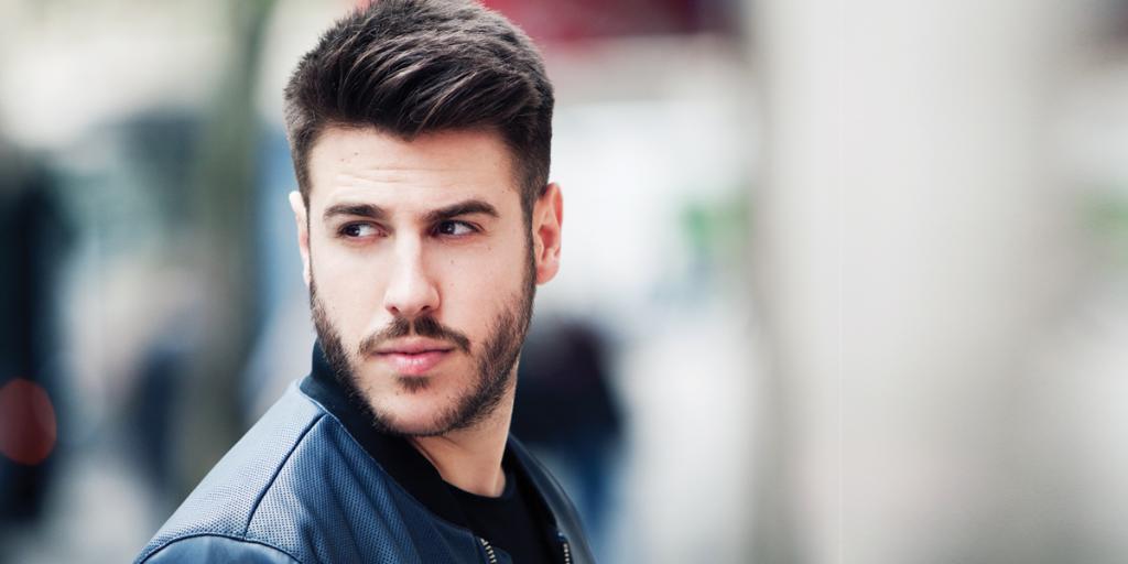 ¿Eres fan de <a href="/AntonioJSMazuec/">Antonio José</a>? Instálate la app #HPLounge y consigue entradas para su concierto en #BCN. 👉 hp.tl/60198rIZF